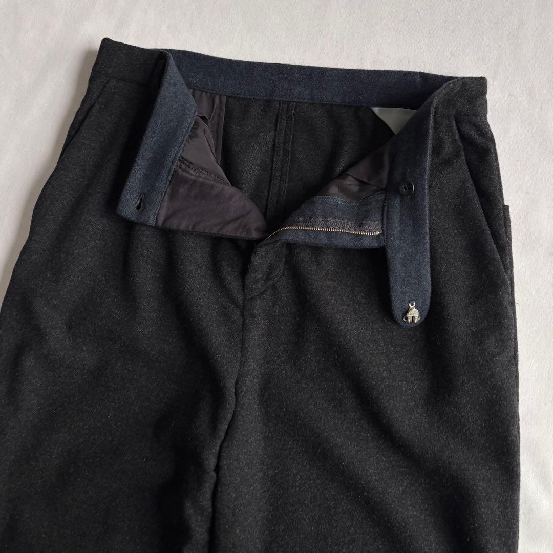 パンツ Dulcamara asymmetry pocket wool slacks