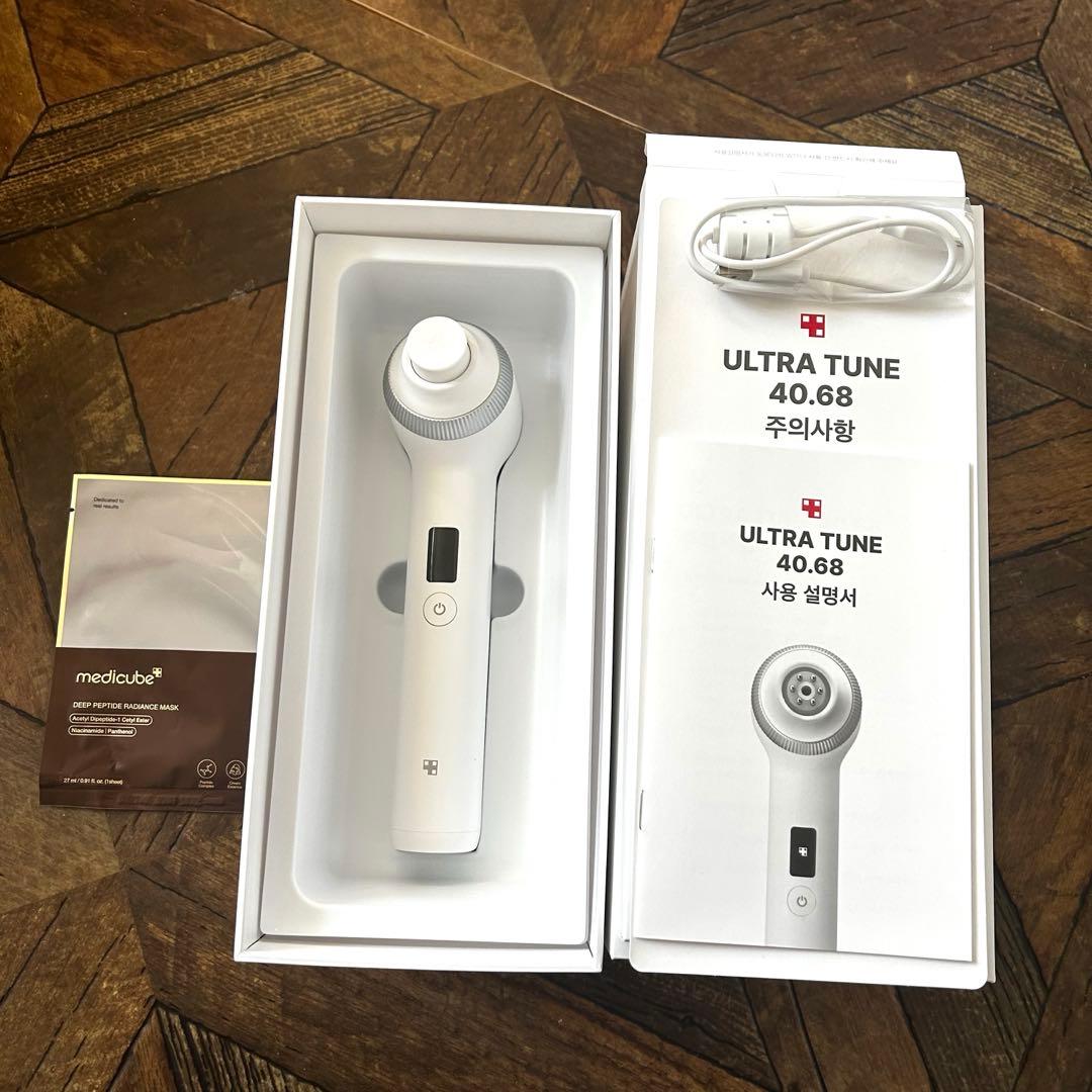 medicube ULTRA TUNE 0.68 美顔器 AGE-R