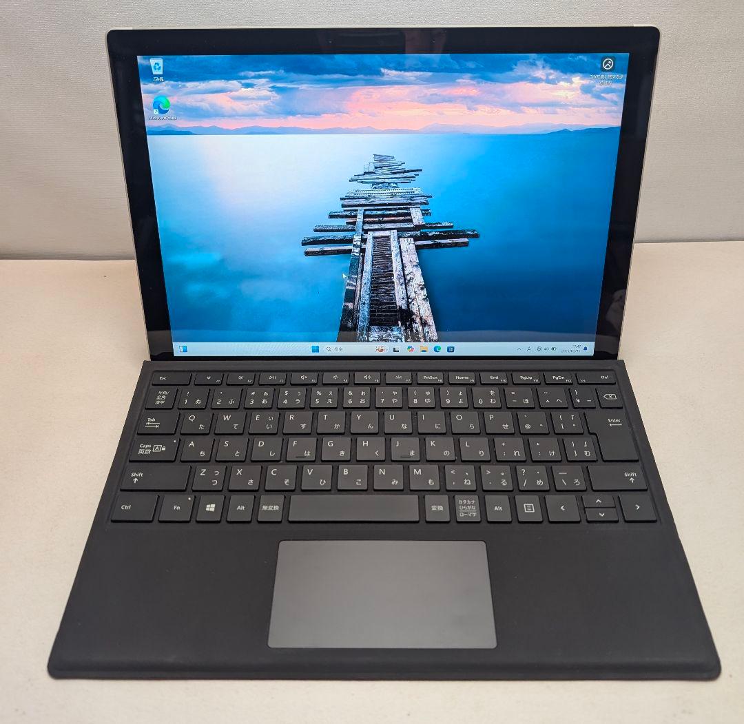 n8 Surface Pro7　Corei5第10世代　メモリ8GB/256GB