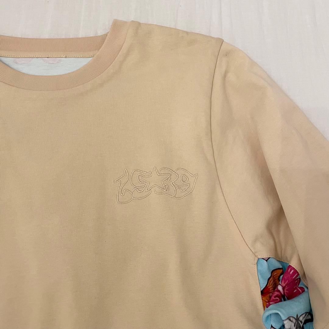 【新品未使用タグ付き】Re.仲里依紗　蝶々柄ロングTシャツ