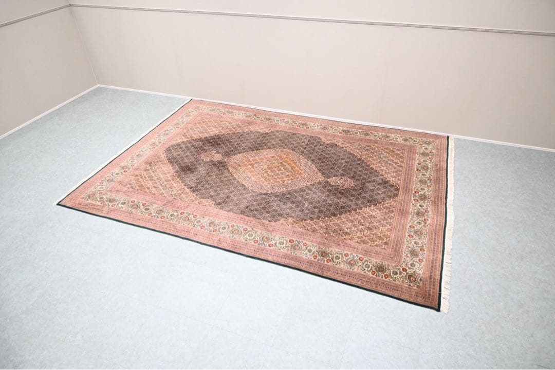 【美品】 ペルシャ絨毯 手織り Tabriz タブリーズ メダリオン柄