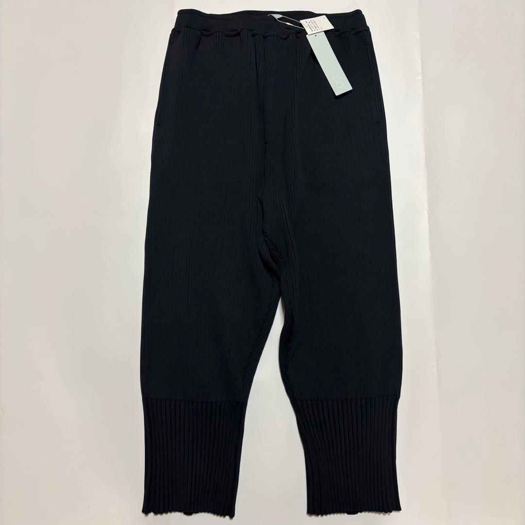 パンツ CFCL FLUTED TAPERED PANTS