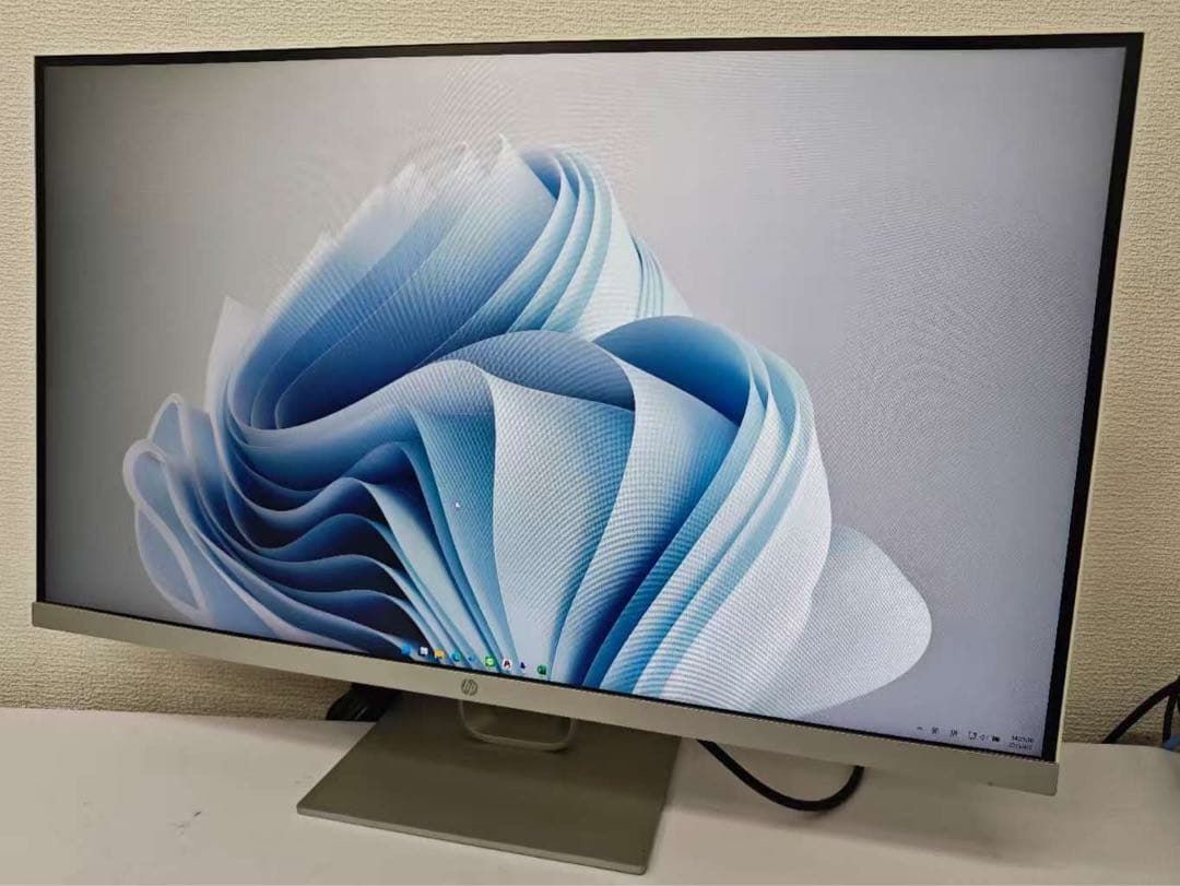 HP Pavilion 27q 27インチ型　液晶モニター　HDMI