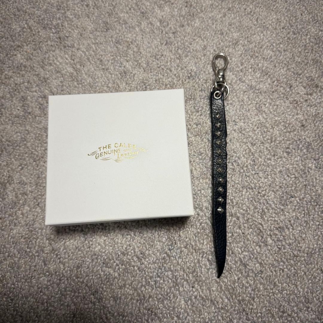calee スタッズキーホルダー