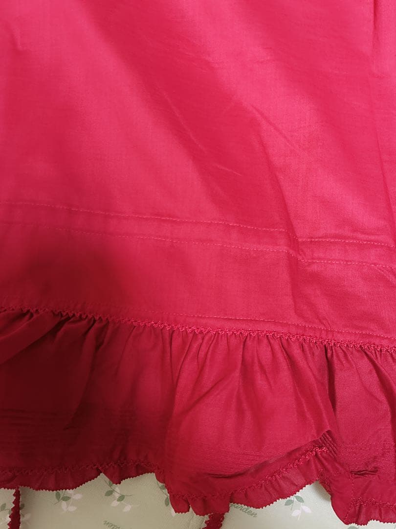 カネコイサオ　オーバーブラウス　レッド