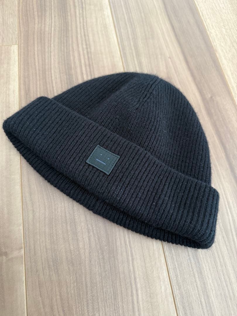 アクネ ニット帽