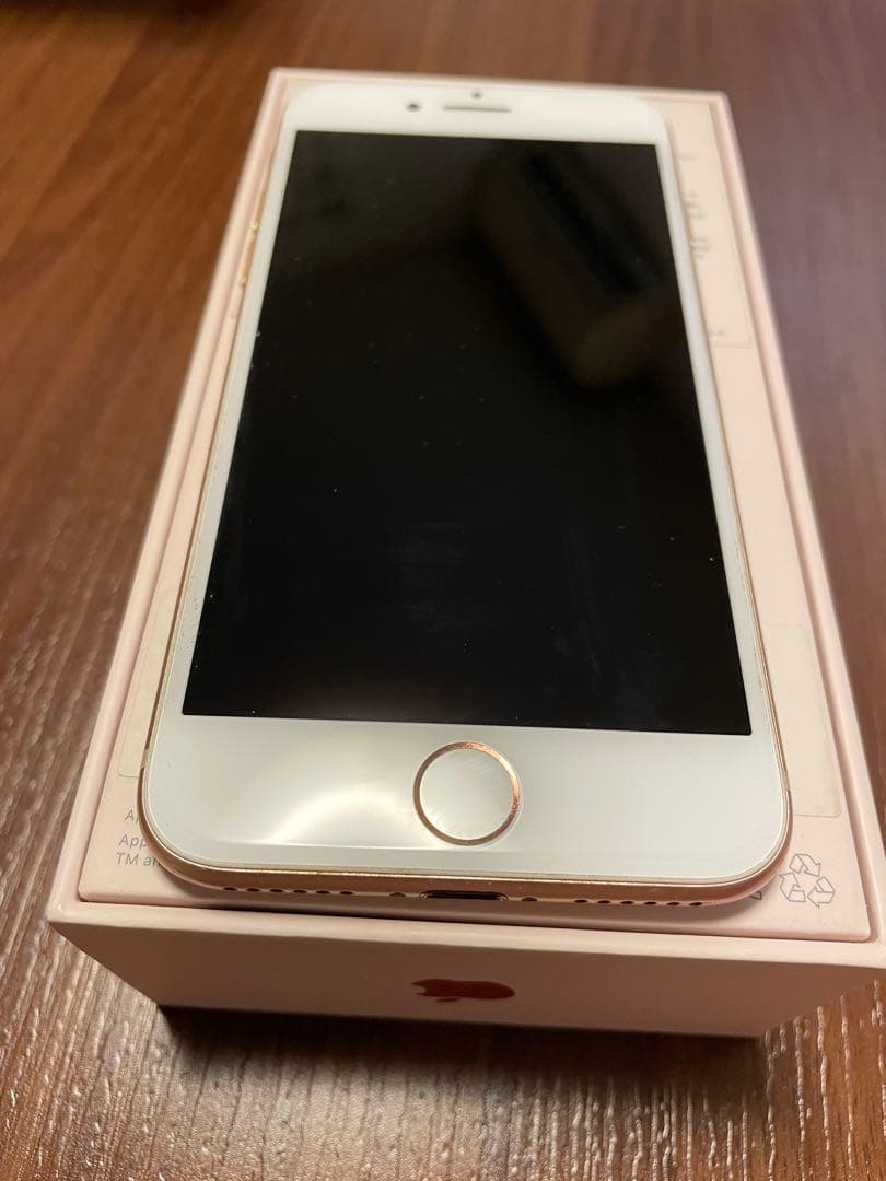 Apple iPhone8 ピンクゴールド 256GB UQモバSIMロック有り