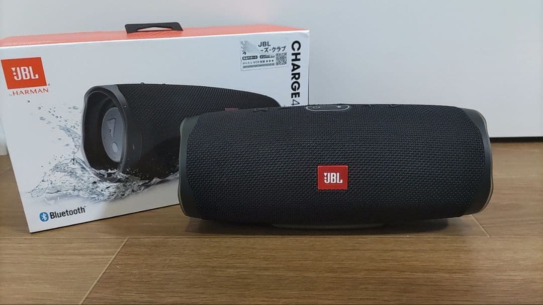 JBL Charge 4 スピーカー