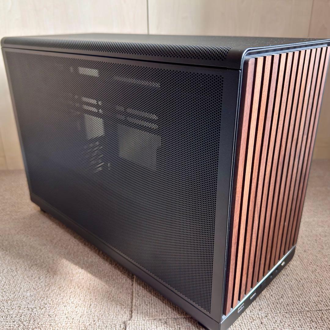 Lian Li A3-mATX-WD ブラック