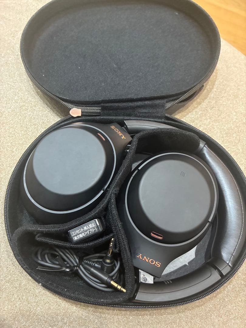 ソニー ワイヤレスヘッドホンWH-1000XM4