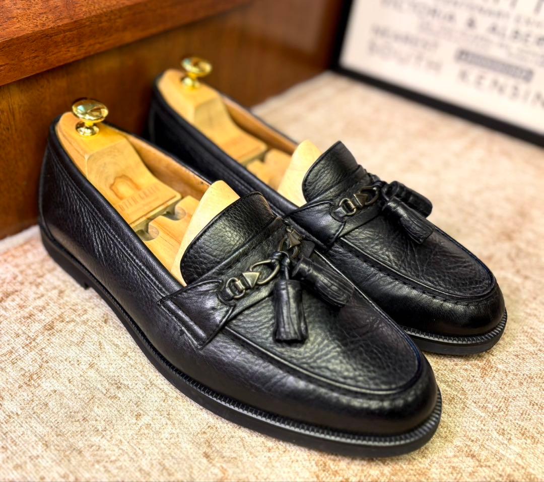 美品YVES SAINT LAURENT 25.5 タッセルローファー黒本革