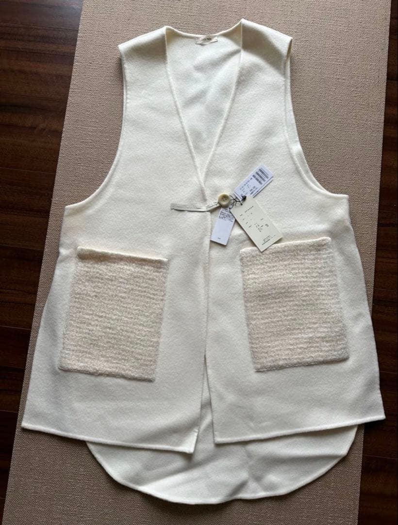 新品 定価5万　tomorrowland ダブルフェイスシャギー ノーカラージレ