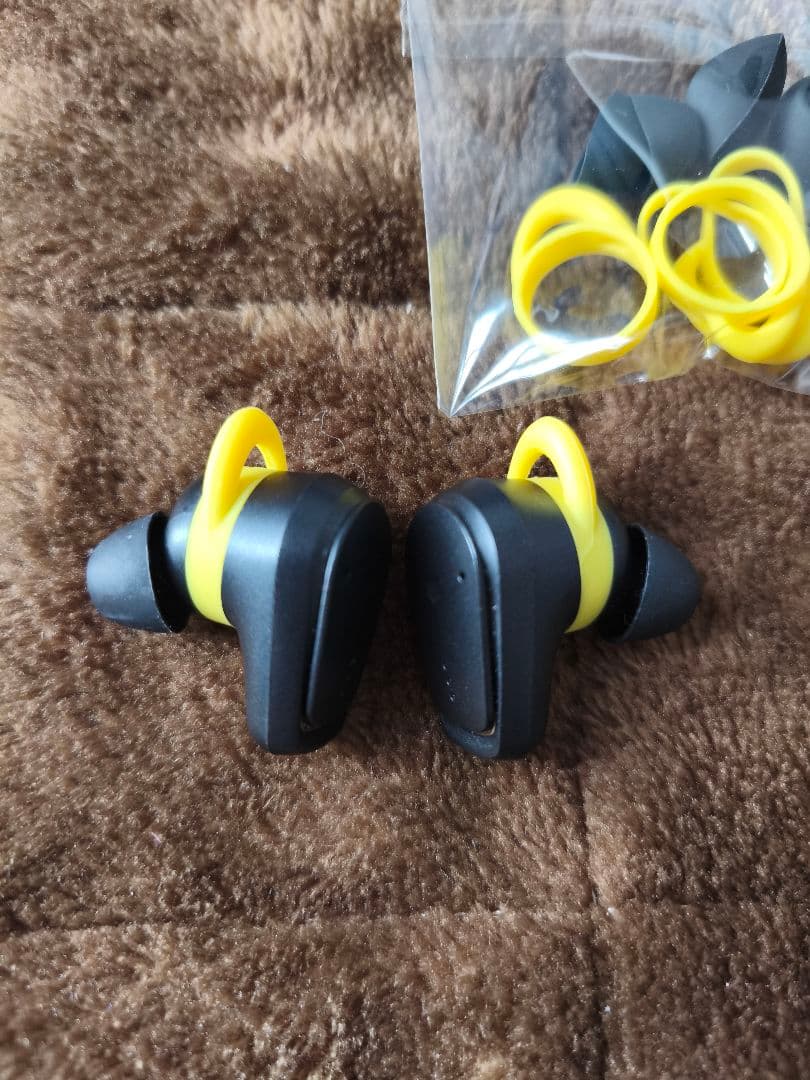 モンスト エル　ワイヤレスイヤホン(ケースなし)