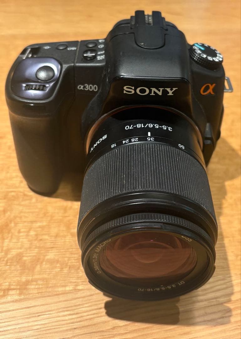 sony α300