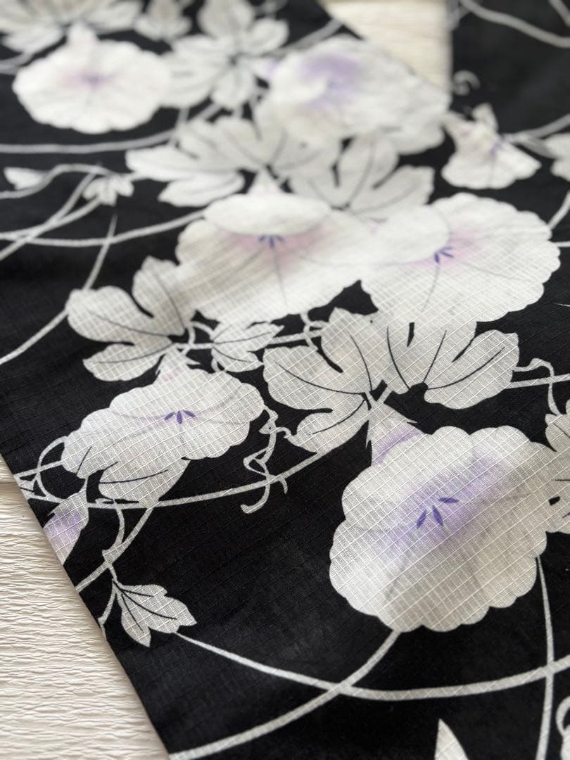 浴衣　綿紅梅　朝顔　黒白　モノトーン　菫色