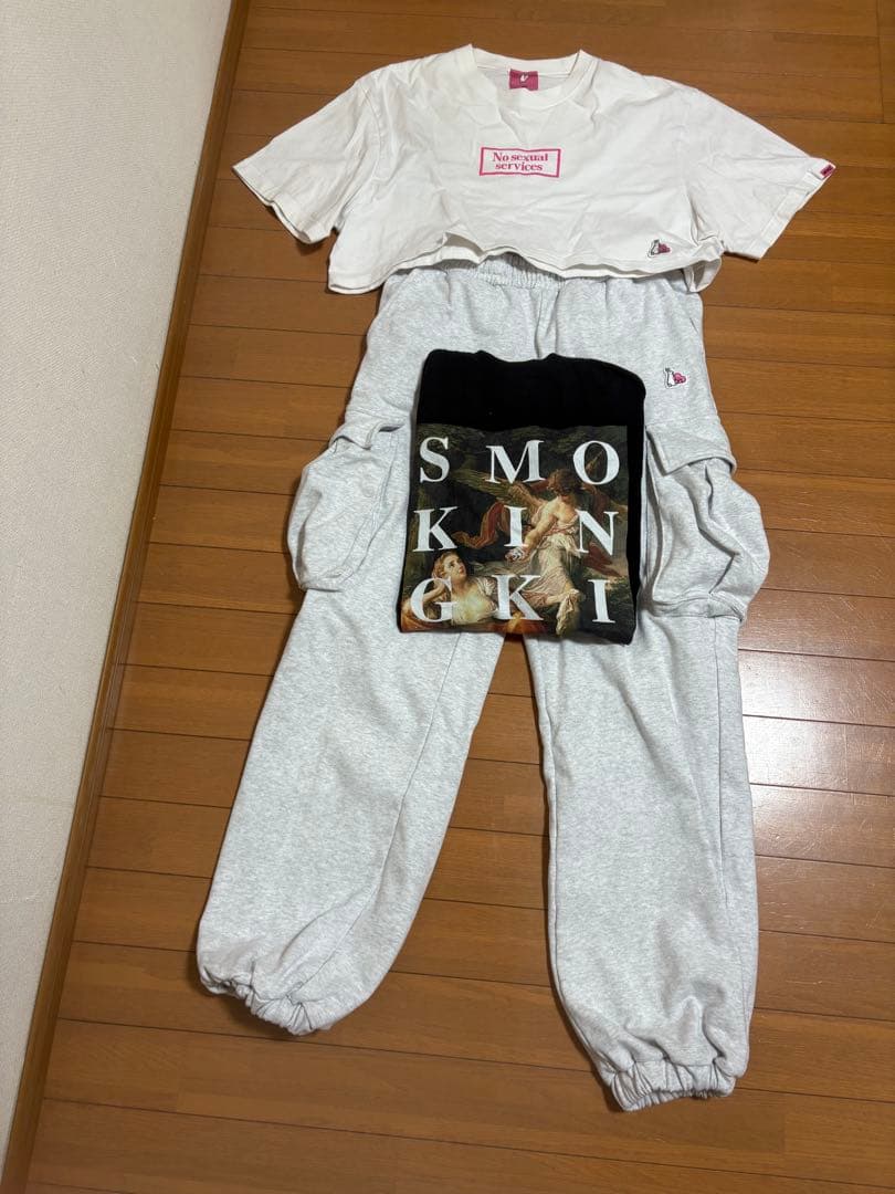 fr2梅　fr2月桃　fr2 カーゴパンツ　クロップドtシャツ tシャツ