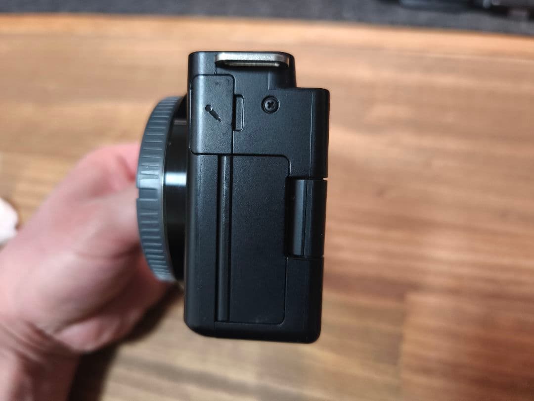 【美品】SONY ZV-E10 タムロン18-300mm フルセット