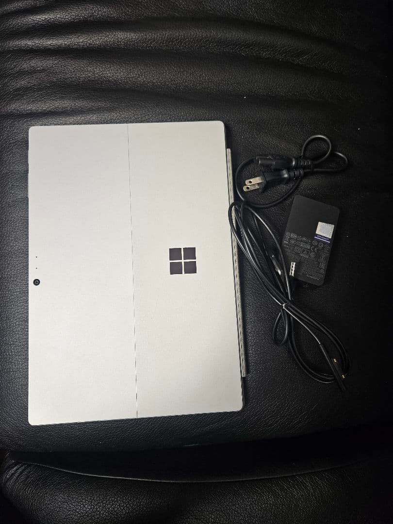 Microsoft Surface Pro6本体 +キーボード+AC アダプター