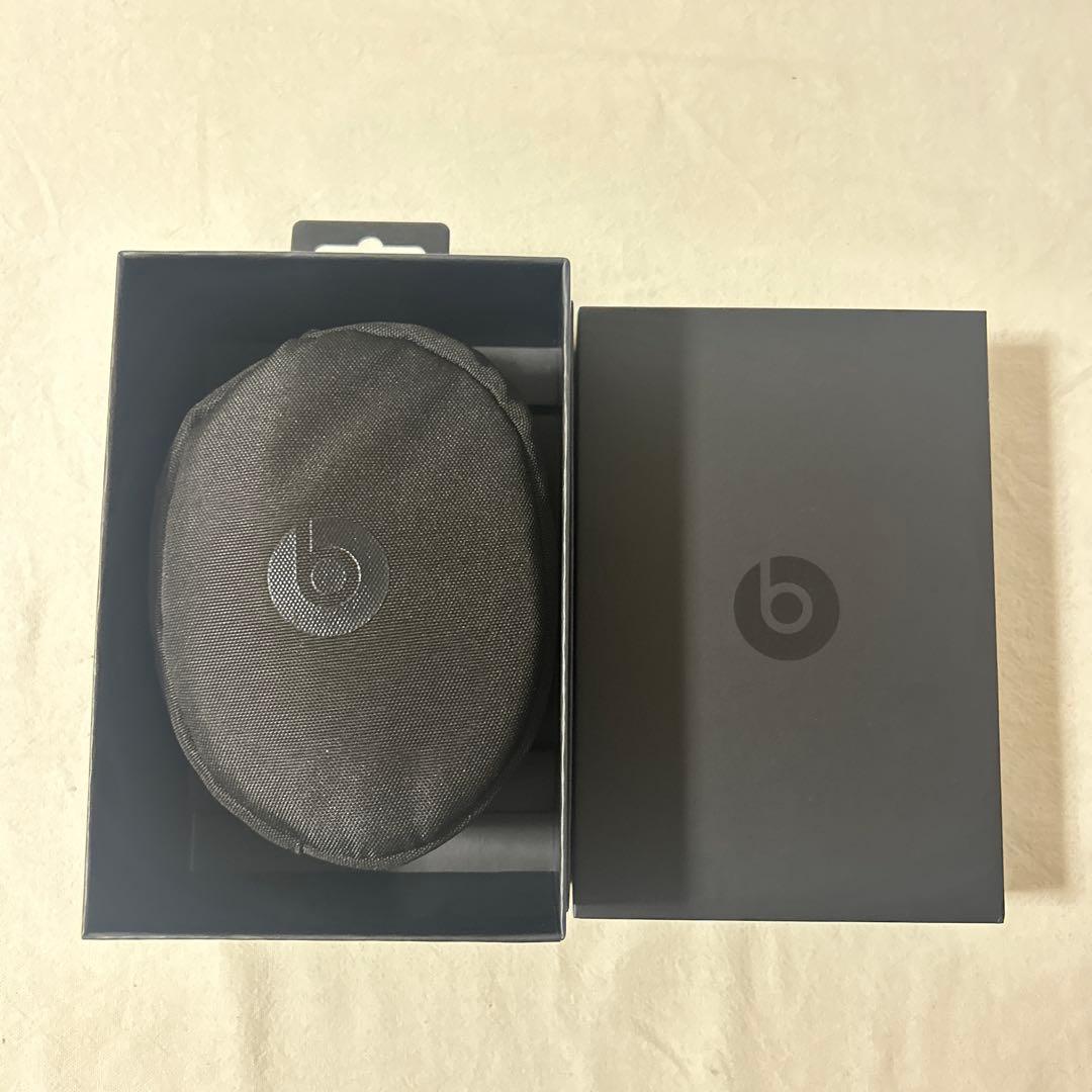 未使用に近い　Beats Solo3 ワイヤレスヘッドホン ブラック　セット