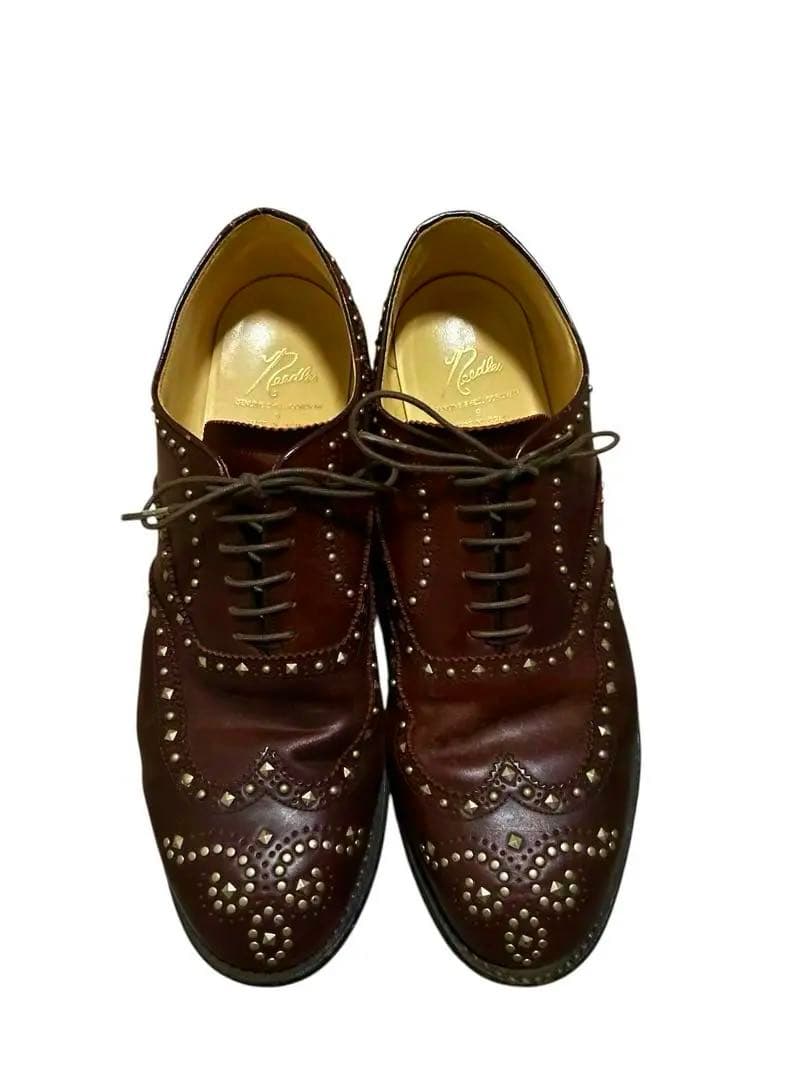 Needles ウイングチップ　スタッズ　ドレスシューズ