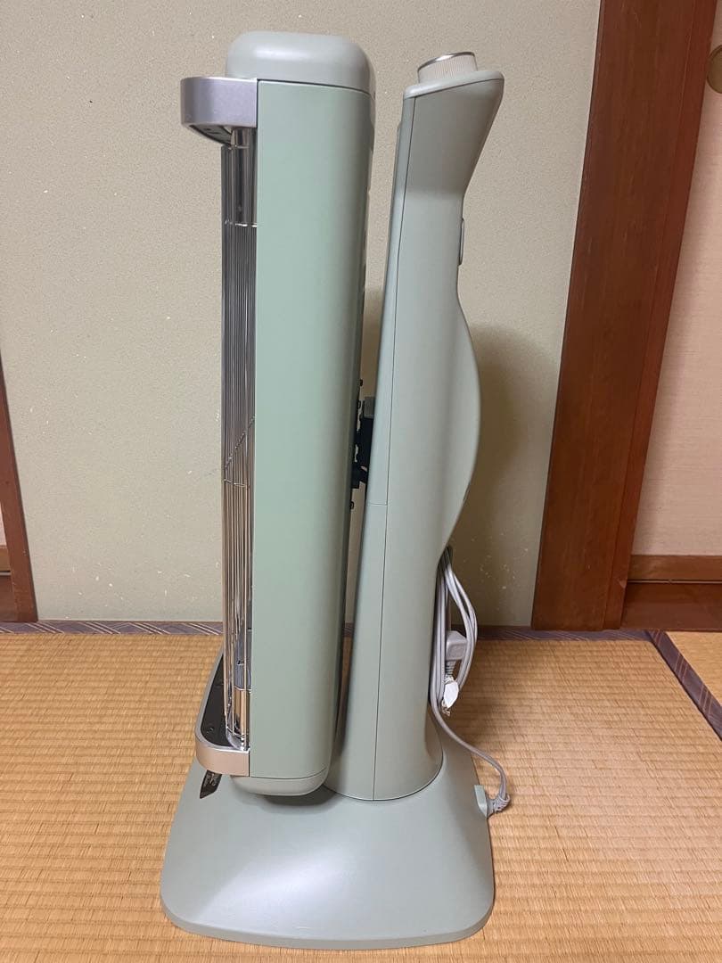 アラジン　　遠赤グラファイトヒーター 電気ストーブ　CAH-2G10A