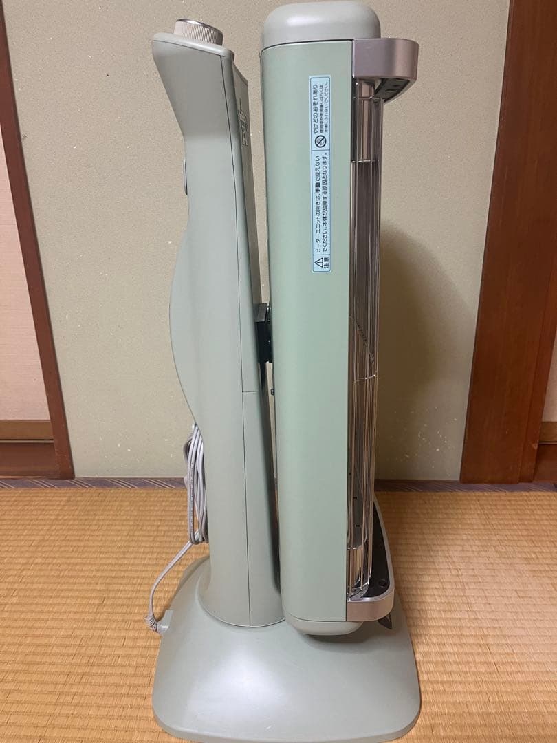 アラジン　　遠赤グラファイトヒーター 電気ストーブ　CAH-2G10A