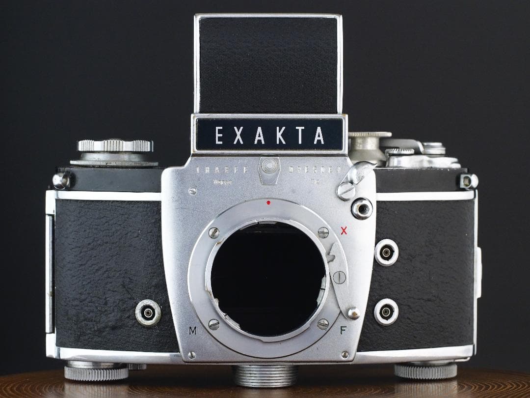 EXAKTA VAREX lla ボディ Ihagee