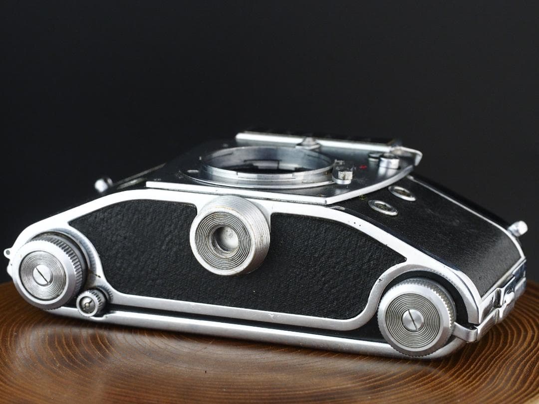 EXAKTA VAREX lla ボディ Ihagee