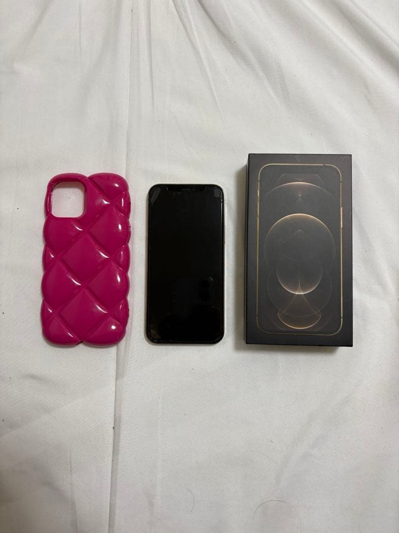 Apple iPhone 12 Pro ゴールド ケース付き