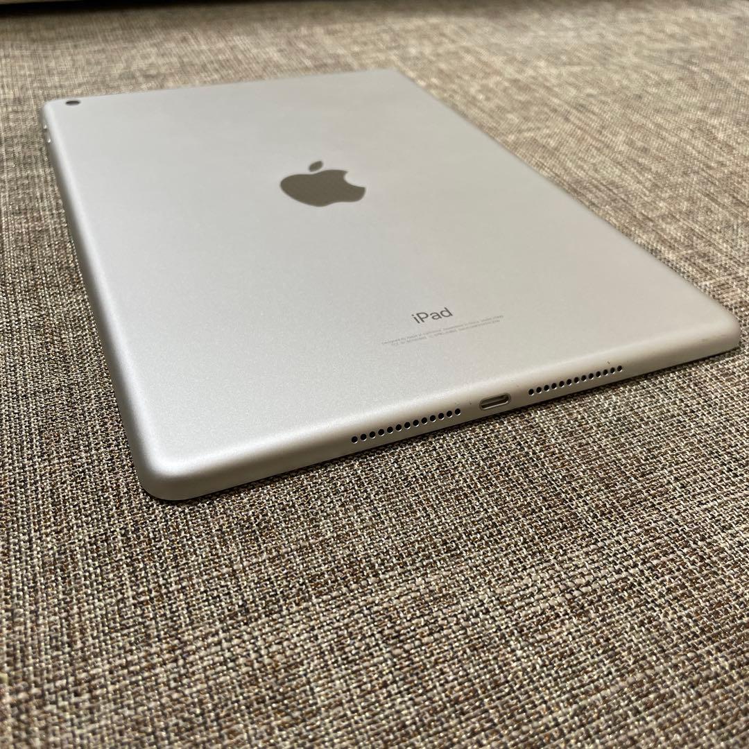 iPad 6th 9.7インチ　第6世代32GB WIFIモデル A1893