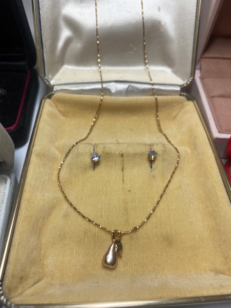 モ*み様 ⭐︎A 遺品整理　生前整理　まとめ売り　断捨離　指輪　ネックレス　終活