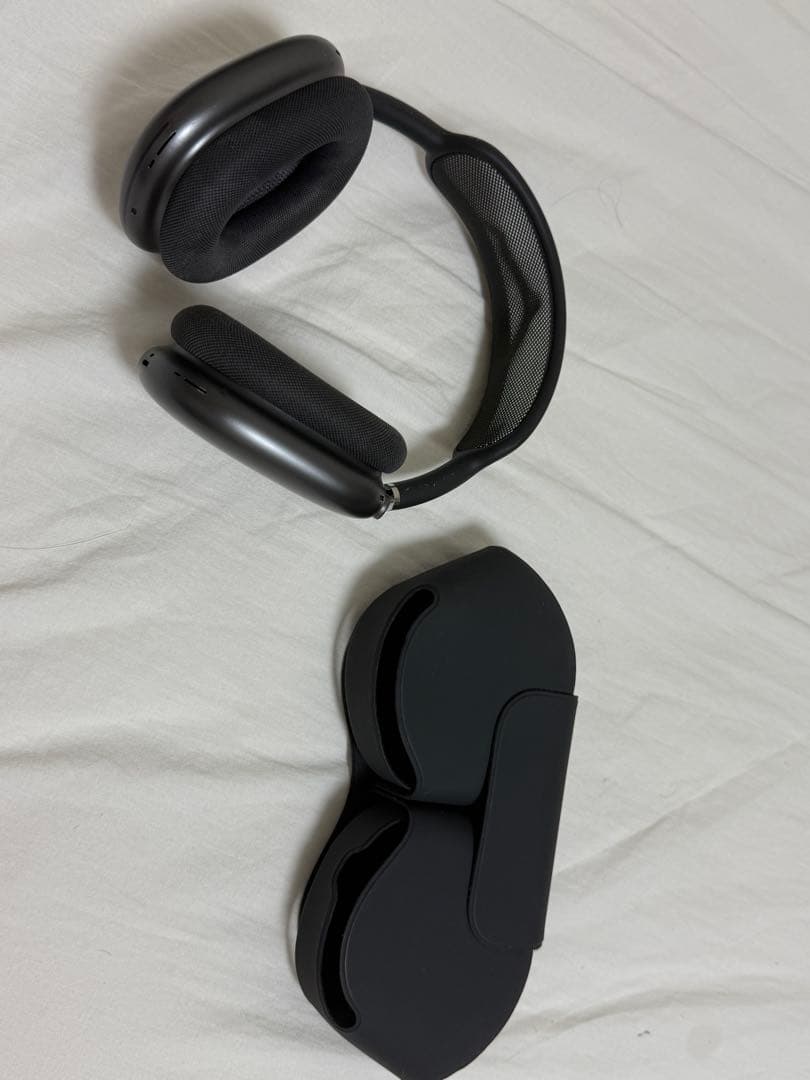 AirPods Max スペースグレイ（純正Smart Case付き）