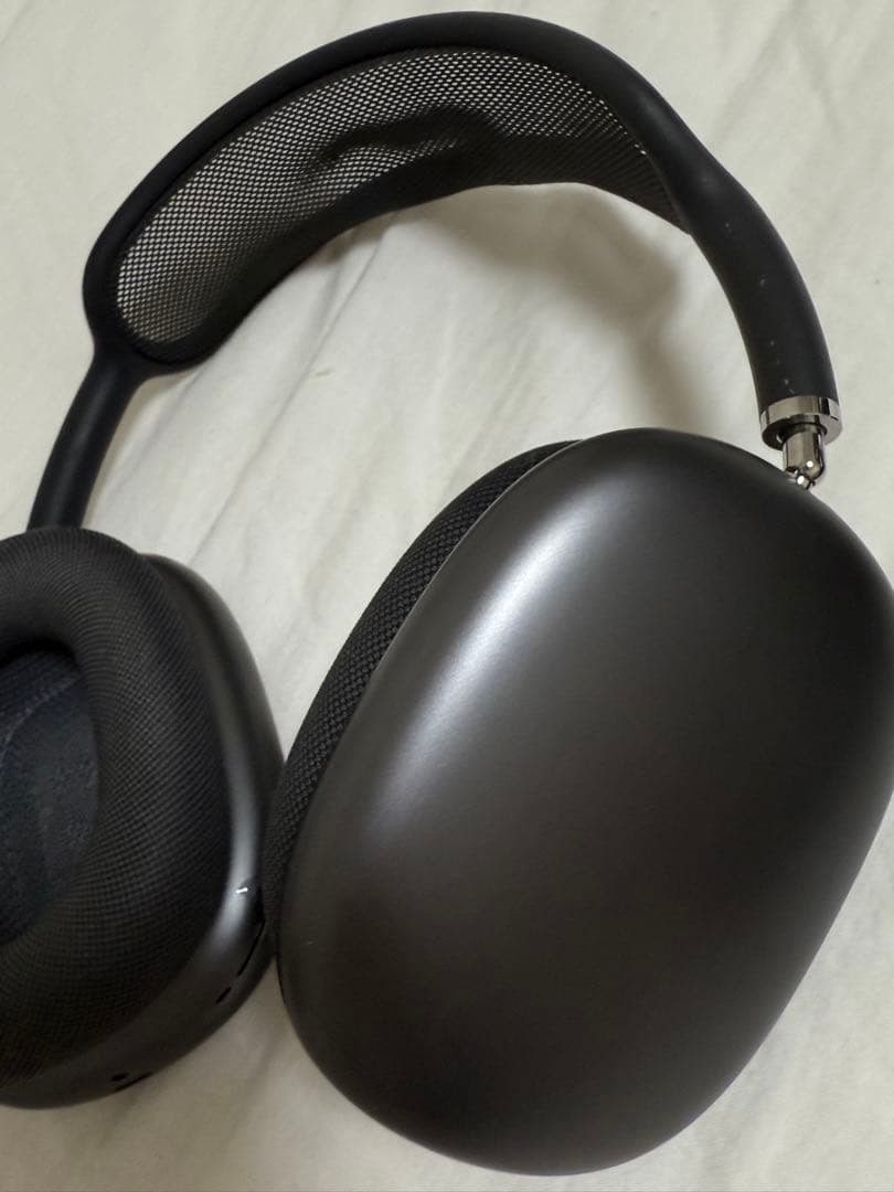AirPods Max スペースグレイ（純正Smart Case付き）