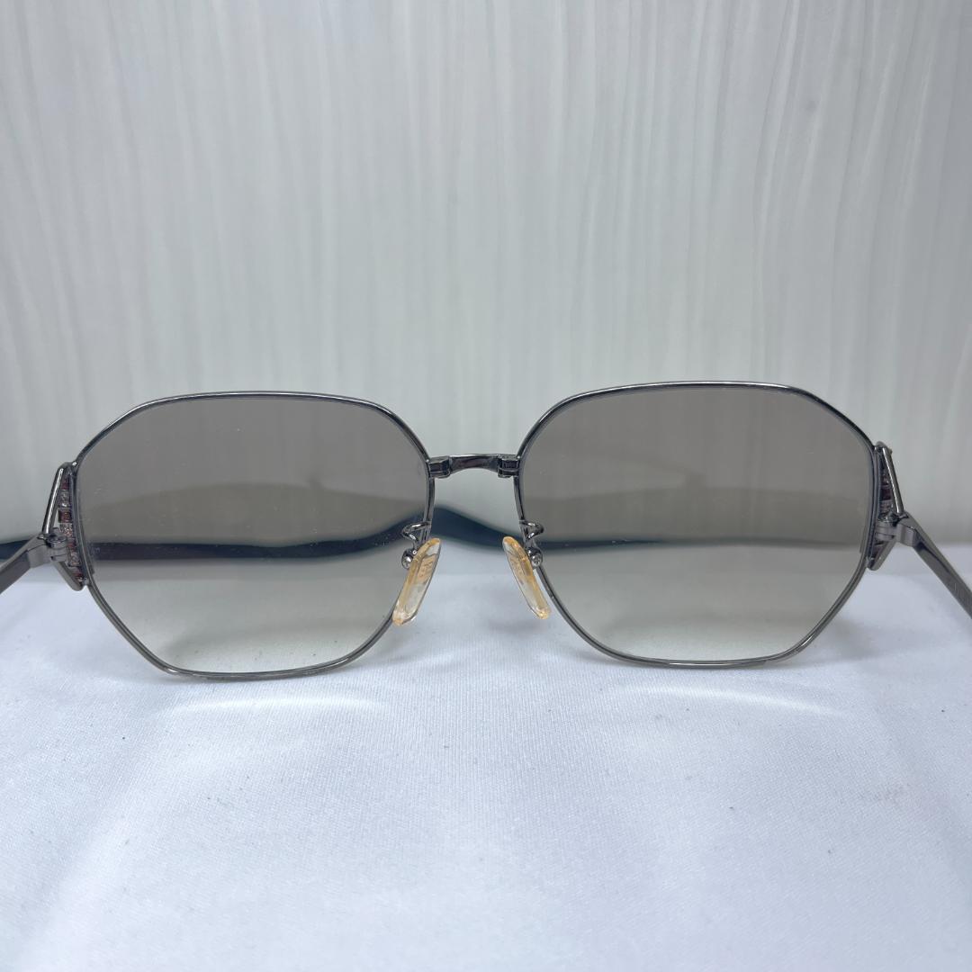 バレンシアガ　オクタゴン型金属フレームサングラス　メンズ　メタルフレーム