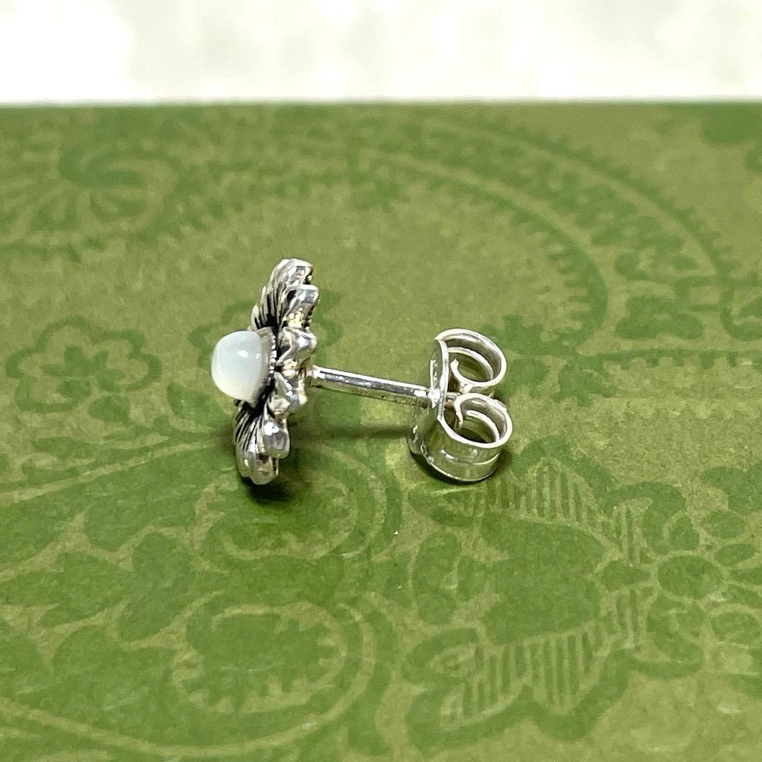 GUCCIグッチ フラワーモチーフピアス片耳　メンズ/レディース