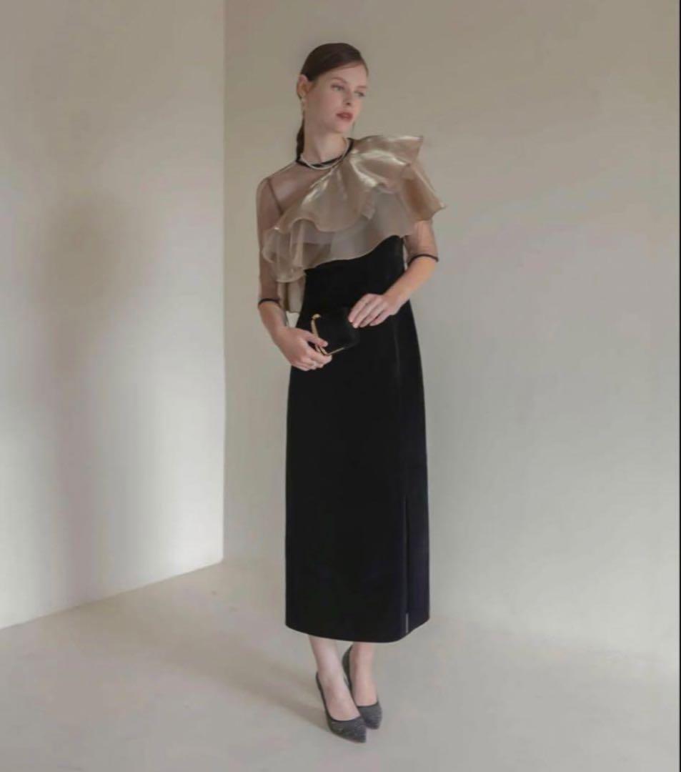 アシンメトリーフリルロングドレス