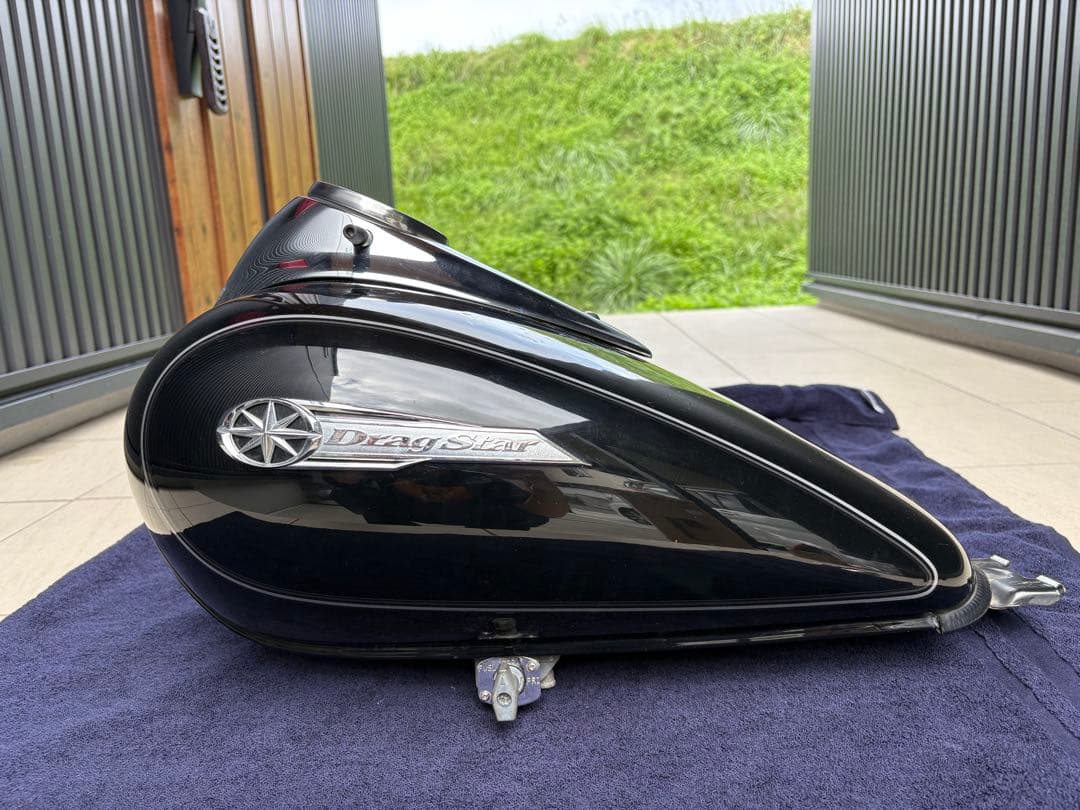 ドラッグスター250 純正タンク(メーター付き)