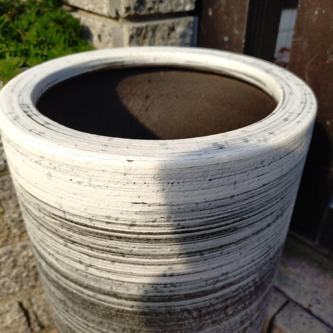 信楽焼　傘立て　刷毛目傘立