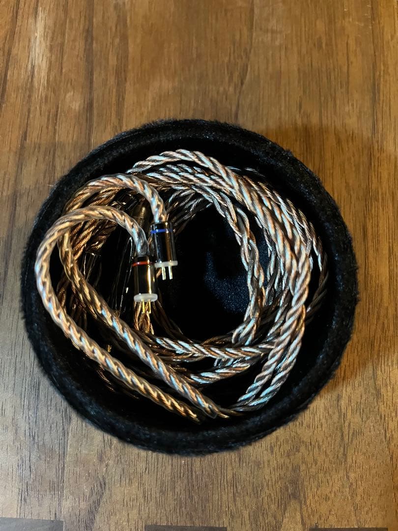 AFUL PERFORMER 8 イヤホン 4.4mm 試聴のみ新品同様