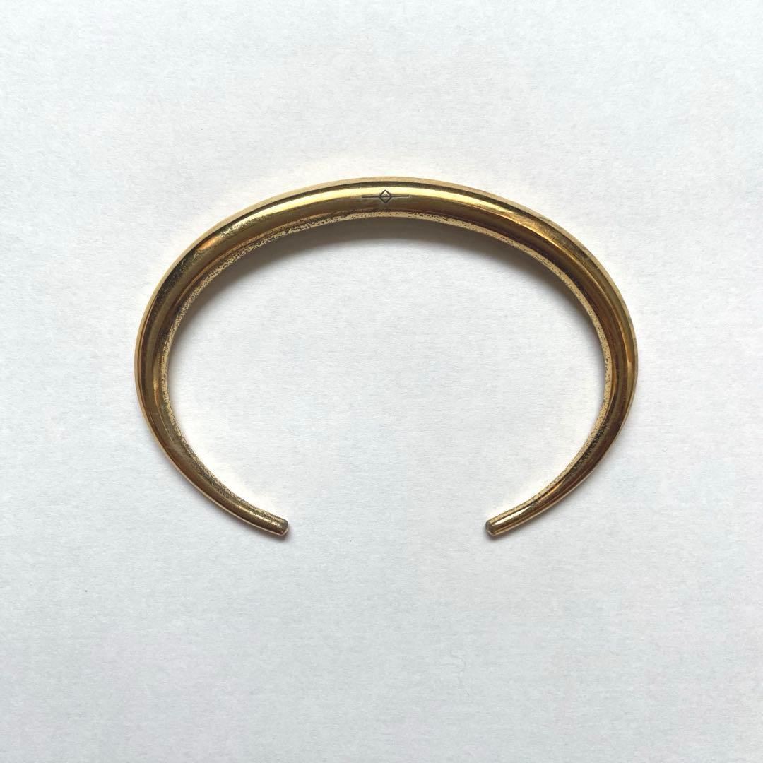 ガブリエラアルティガス バングル