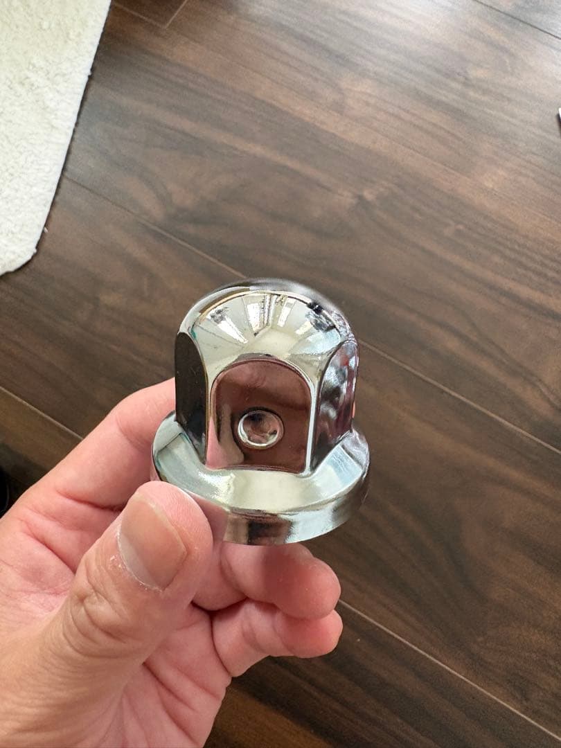 JET INOUE ISOホイール用33mm 4パック　大型　ナットキャップ