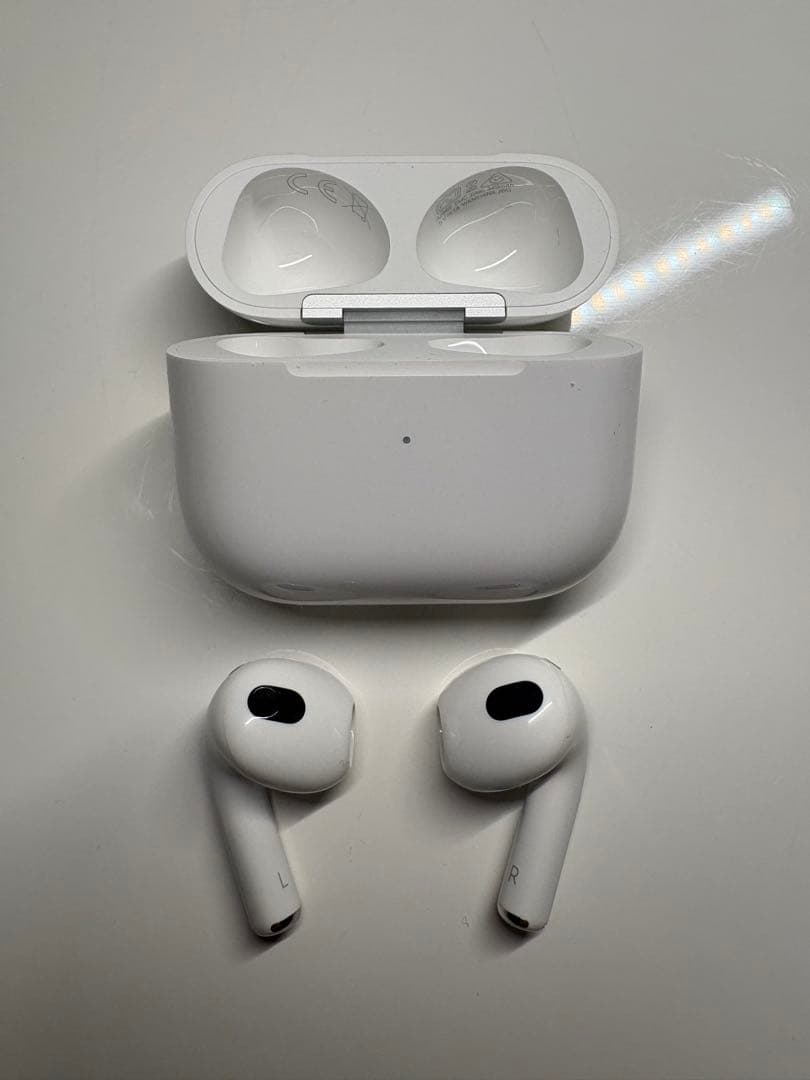 AirPods (第3世代) ワイヤレスイヤホン 美品