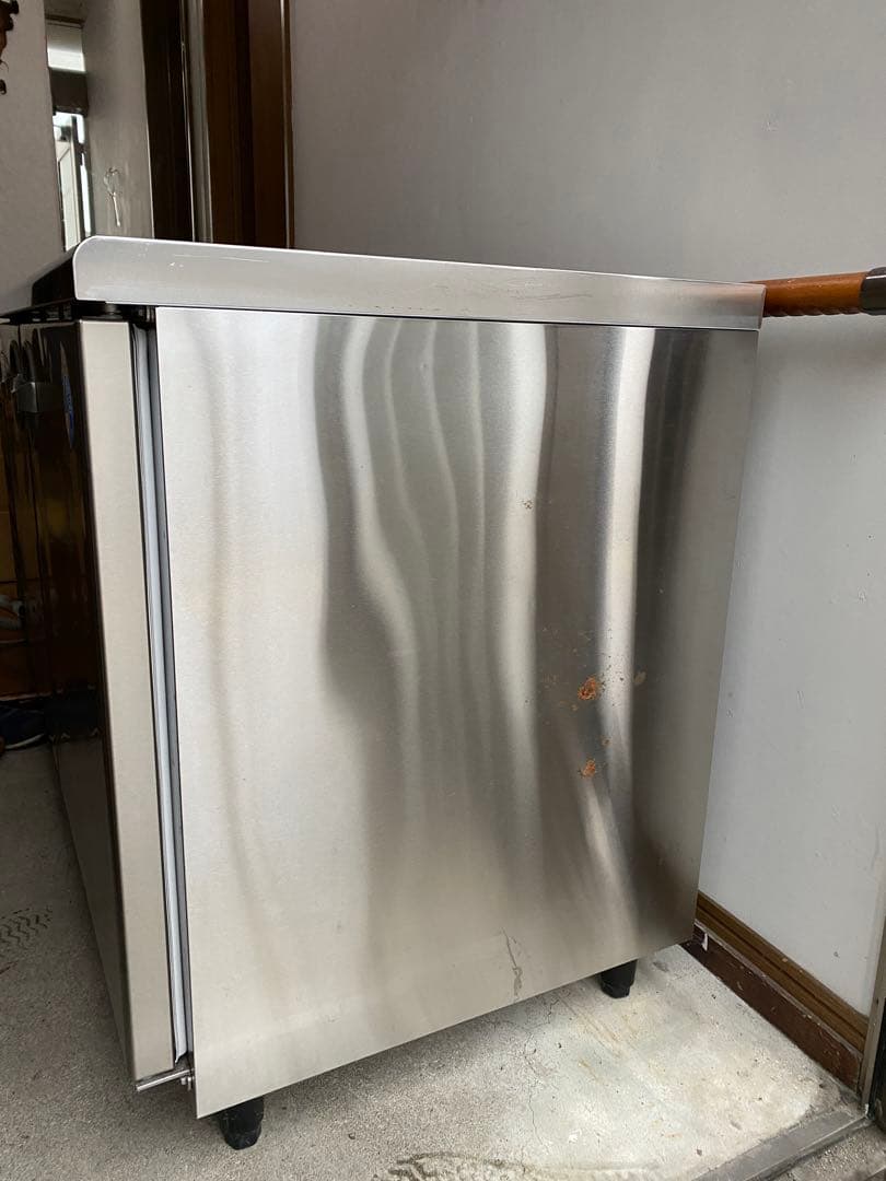 【送料込み】台下冷蔵庫　横幅:150 内容量:329L