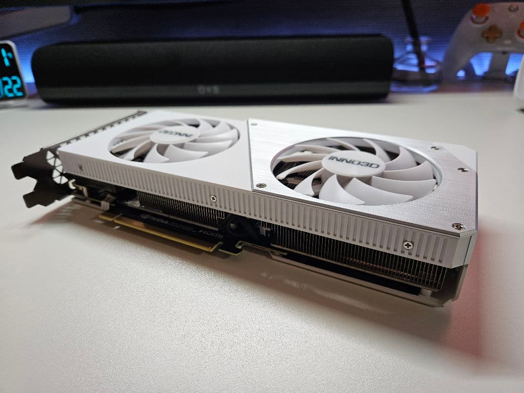 グラフィックボード・グラボ・ビデオカード INNO3D GeForce RTX 4070 Super 12GB