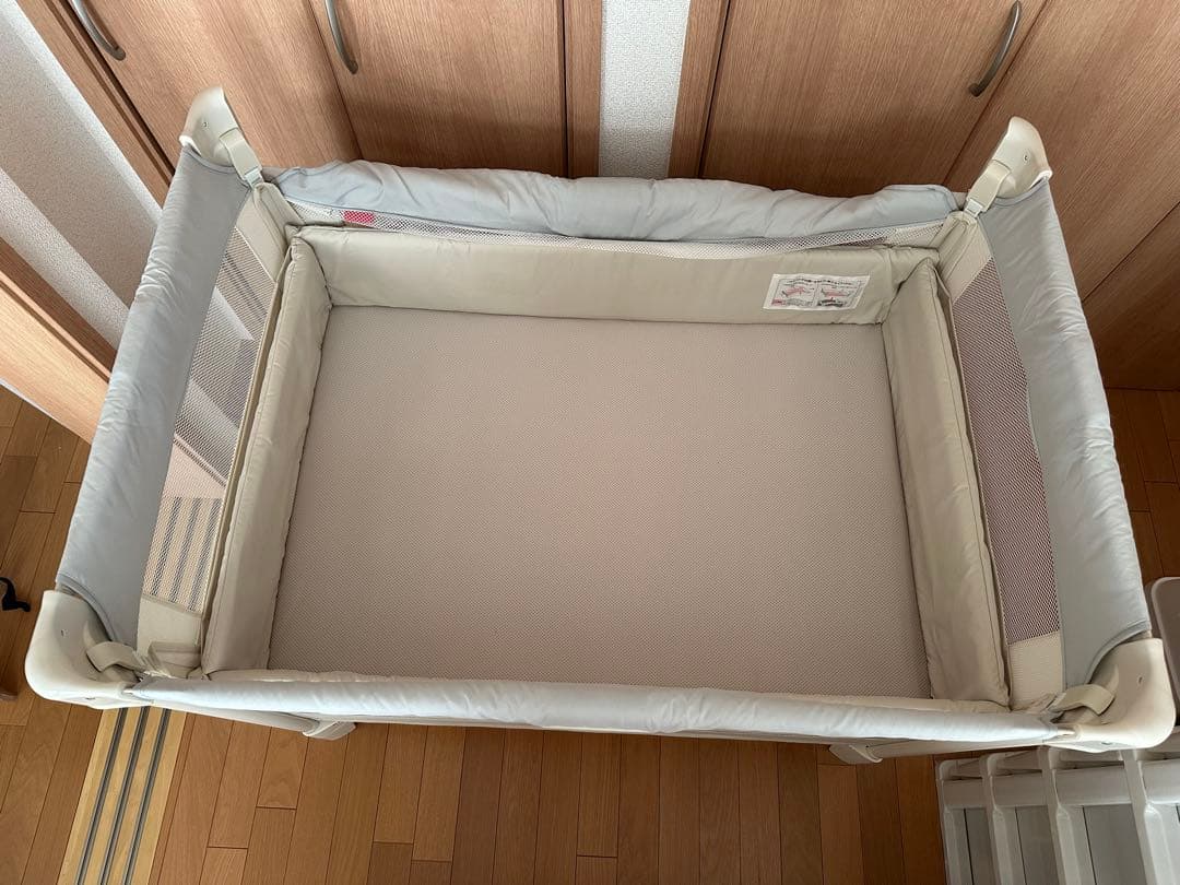 超美品 Aprica折り畳みベビーベッド ココネルエアー AB