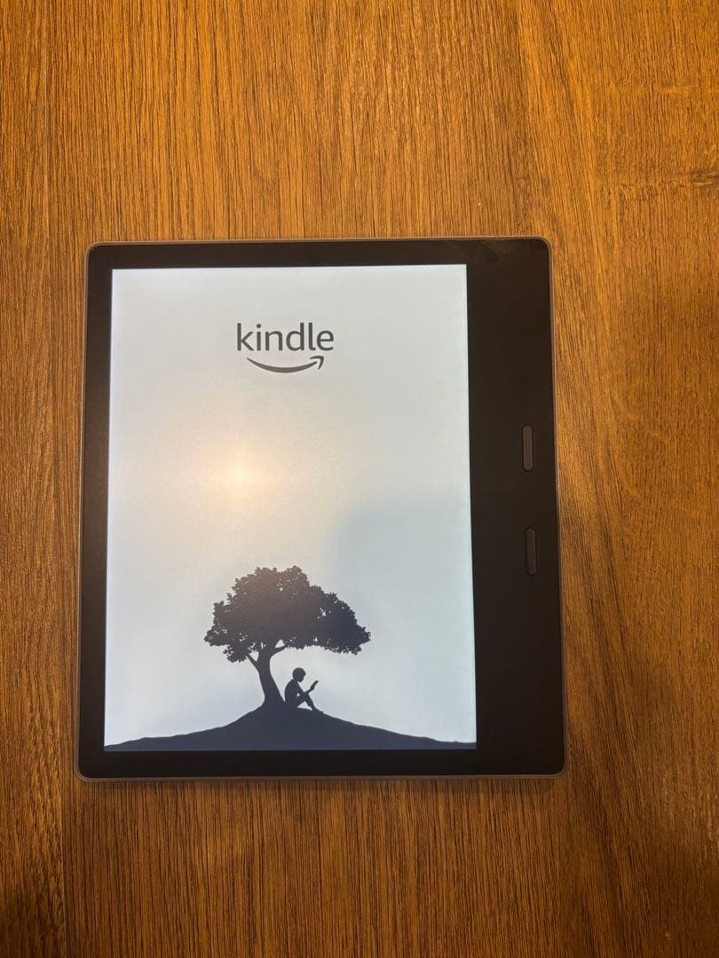 Kindle Oasis 本体 シルバー カバー付き