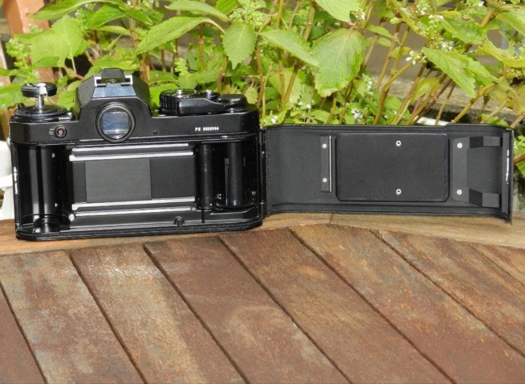 極美品　NIKON FE ブラック　NIKKOR 50 1.4