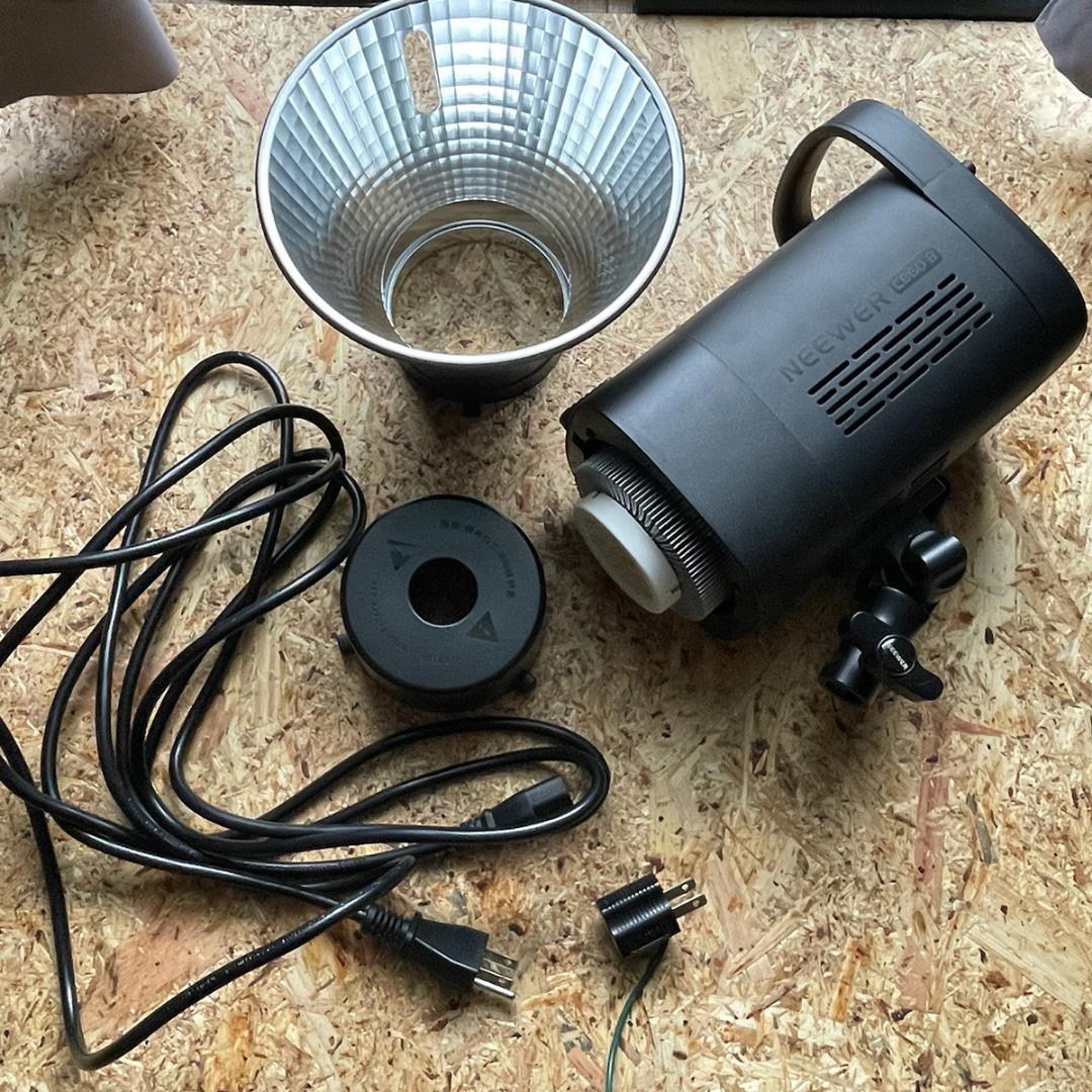 NEEWER CB60B 70W LEDビデオライト