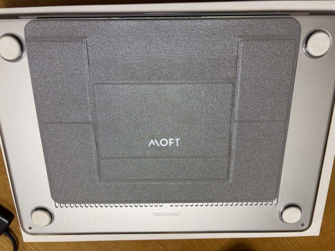 MacBook Air M2 8GB 256SSD シルバー