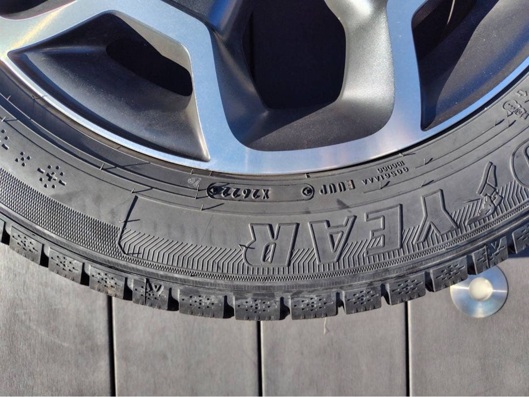 インプレッサXV　GP7　純正17インチアルミホイール　グッドイヤーアイスナビ7